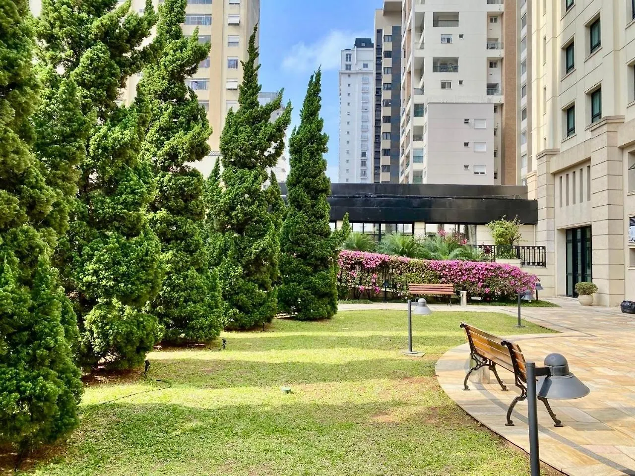Comfort Flat Pinheiros Em Hotel 4,5 Estrelas Sao Paulo 0*,